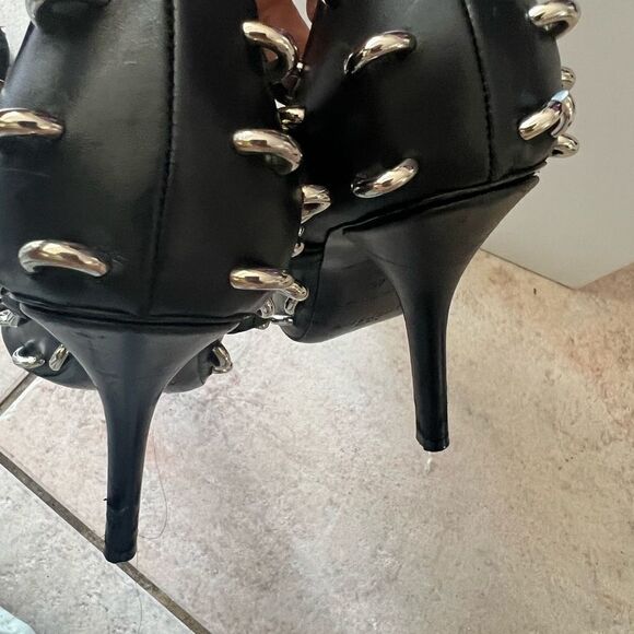 Givenchy Studded Chain Point Toe Heel mary Jane pumps rings circle loops chrome - Picture 5 of 9